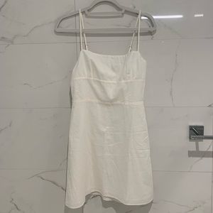 White linen dress from aritzia! Never worn